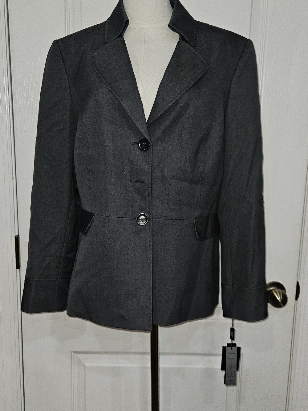 Tahari Dark Gray Two-Button Tailored Blazer